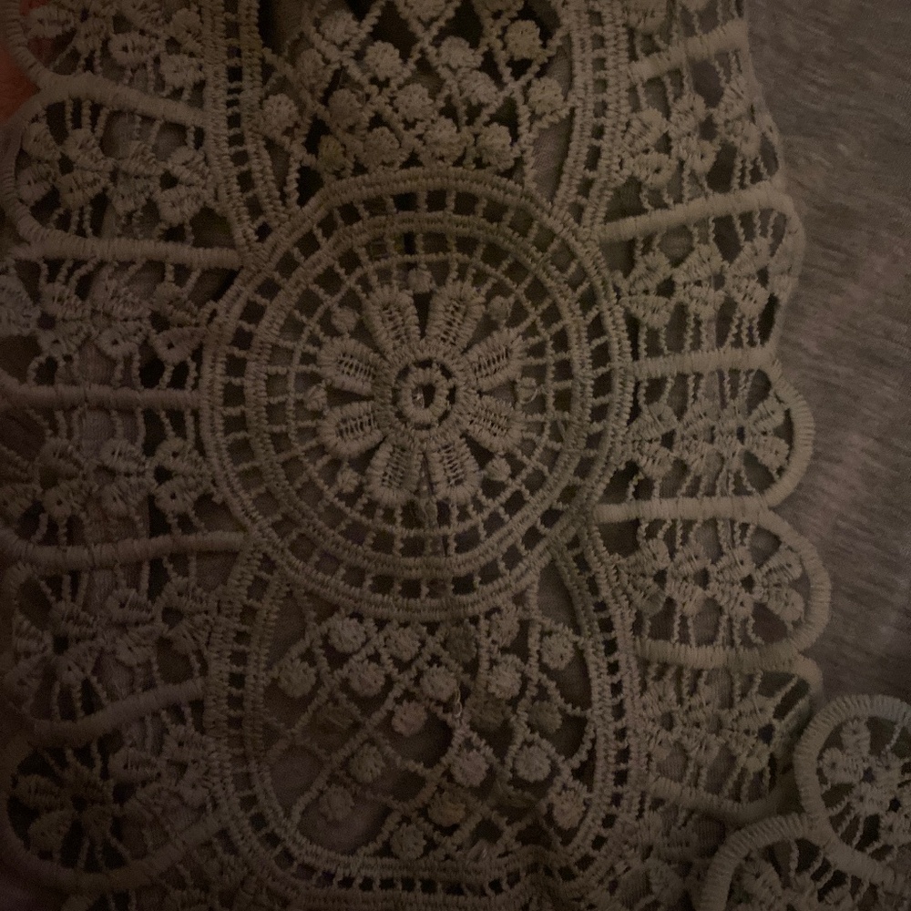 flower detail longsleeve